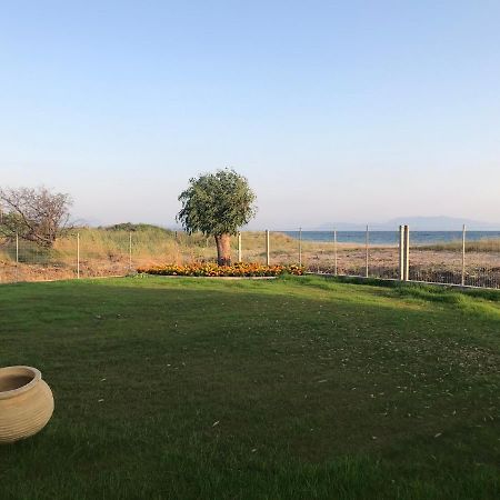 Aster Beach House Nea Thesi Esterno foto