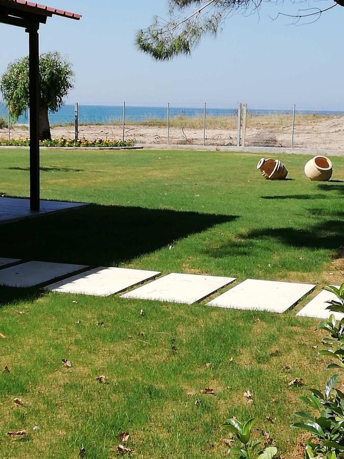 Aster Beach House Nea Thesi Esterno foto