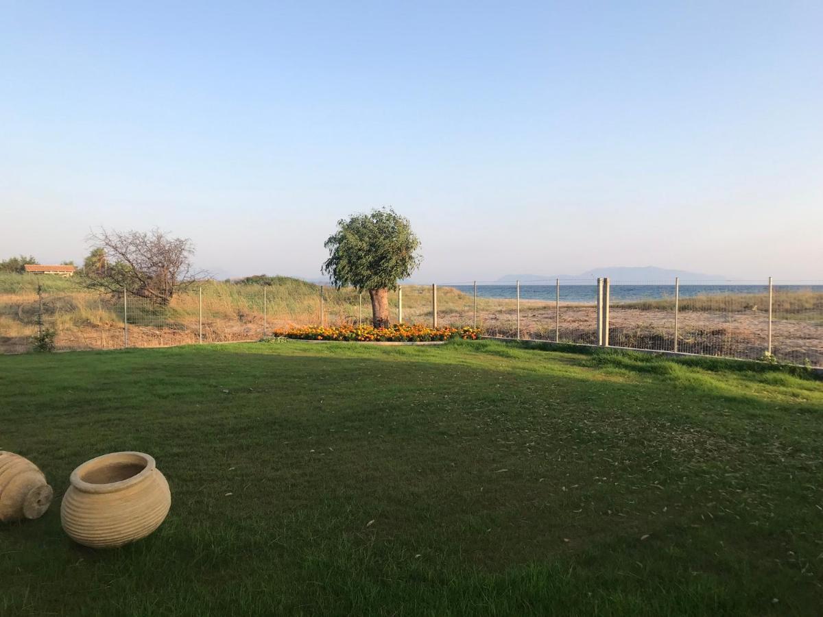 Aster Beach House Nea Thesi Esterno foto